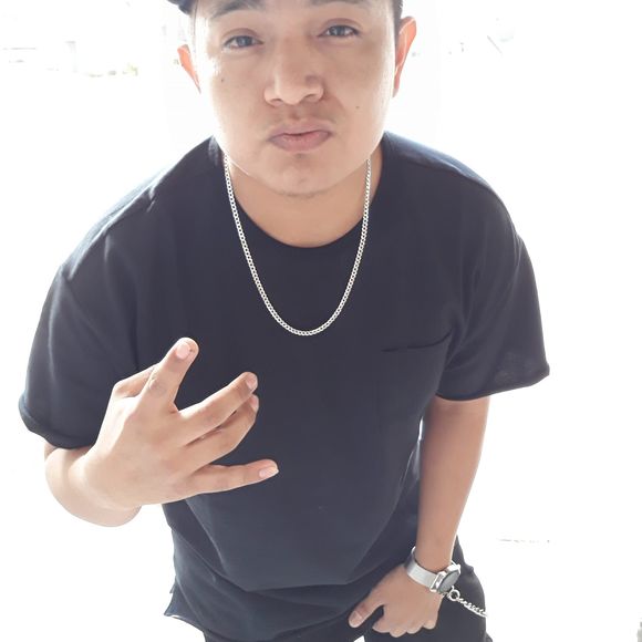 Meet your Posher, Roderick - Picture 1 of 1